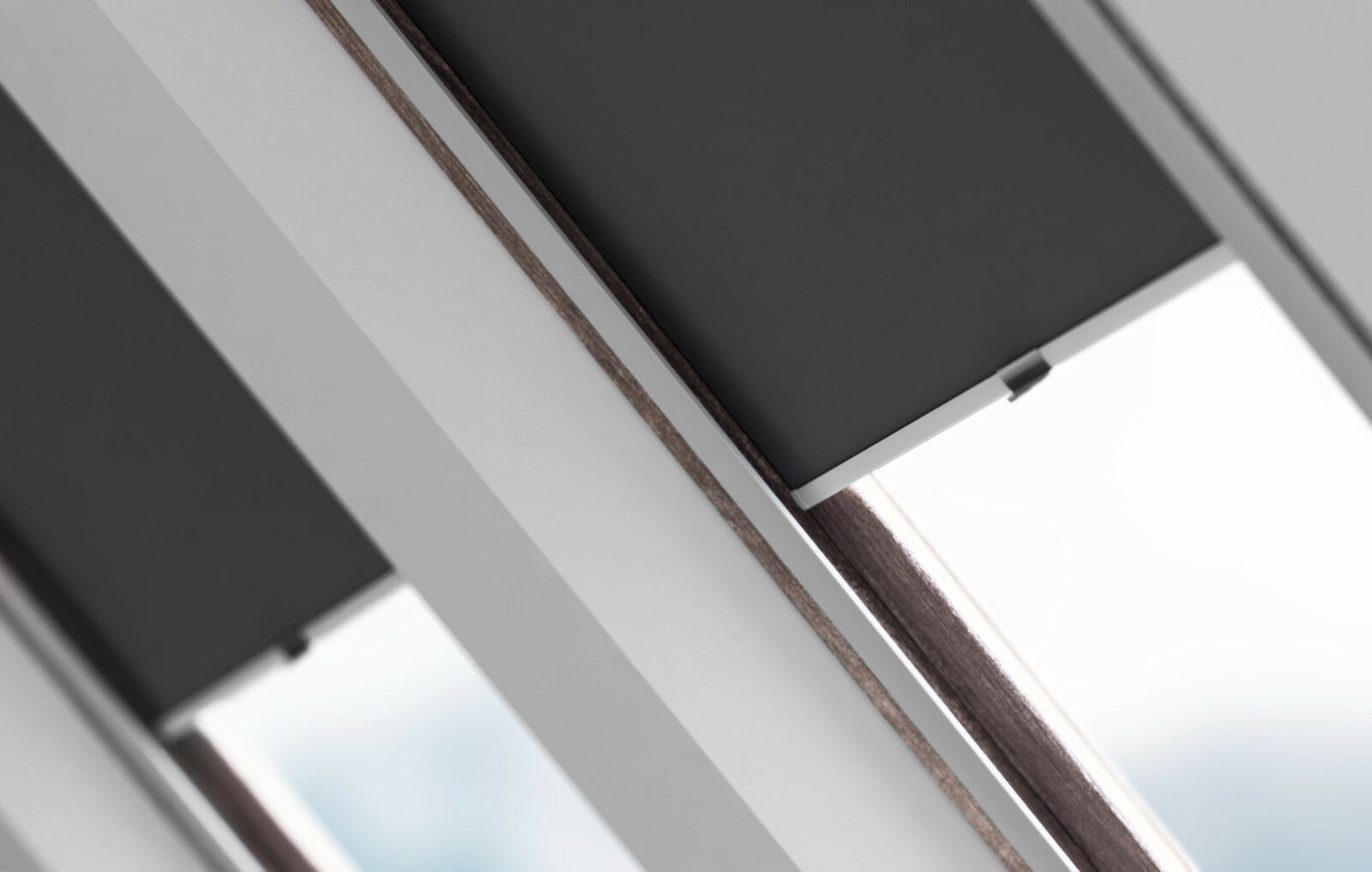 Fakro Dachfensterrollo Thermo verdunkelnd für Velux und Fakro
